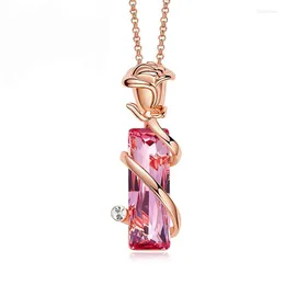 Hänge halsband lyxiga rosblomma hängen med rosa fyrkantiga österrikiska kristaller guldpläterade halsbandsartiklar kvinnor födelsedagspresent