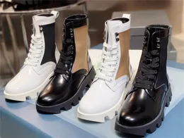 2023 Designer Paris Rocksand Leather en Nylon Combat Boots Cross Band Tied Rivet Triangle Pattern Ankle Short Booties Flat Platform Brand Sneakers met originele doos