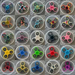 Bunte Hand Spinner Spielzeug EDC Fidget Spinner Regenbogen Spiner Anti-Angst Fokus lindert Stress ADHS Finger Spielzeug 1303