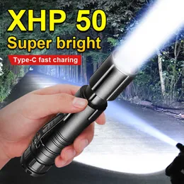 Flashlights facklor kraftfulla XHP50 ficklampa 4 -lägen Zoomable USB -uppladdningsbar aluminiumlegering LED Torch Light Waterproof ficklampan Taktisk effekt 0109