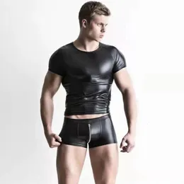 Męskie tshirty liclicp faux skórzane mężczyźni seksowne cosplay mundury nocne ciasne topy z pu zamkiem błyskawiczne Krótkie spodnie z zestawem 230110