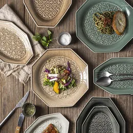 Tallrikar nordiska keramiska plattor kreativ lättnad västerländsk biff maträtt restaurang enkelhet grönsak sallad hem kök bordsartiklar