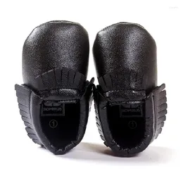 Första vandrare Hooyi Black Baby Moccasins Born Shoes Boys Sport Shoe Handgjorda Infant Intersole Boots Pu Leather