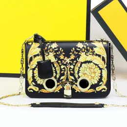 Women Chain Shoulder Bags Crossbody Purse Cowhide Genuine Leather Gold Hardware Head Lock Trim Lady Handbag Classic Graphic Printing Messenger Bag