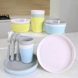 Set di stoviglie Set di posate per bambini durevoli Stoccaggio impilabile antiscivolo Colori vivaci Cucchiaio per bambini Forchetta per sala da pranzo