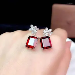 스터드 귀걸이 생일 패션을위한 우아한 선물 Garnet Earring 925 스털링 실버 파인 쥬얼리