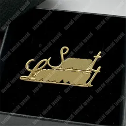 Spille di design Spilla di moda per donna Marchio Lettere classiche Abbigliamento da uomo Spilla di lusso in argento dorato Spilla per gioielli Tomsid
