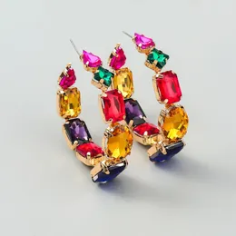 Hoop oorbellen Mitto ontworpen modejuwelen en accessoires gesoldeerd Cup -keten Rainbow Glass Stones Assorted Earring