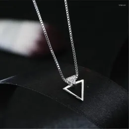 Collane con ciondolo Personalità geometrica creativa Moda Gioielli placcati argento Triangolo Catena clavicola di cristallo N150