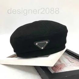 Boll Caps Designer Luxury Beret Women Brand Fashion Woolen Hat S hink f￶r kvinnor Mens Triangle Mitted S 1J2Y