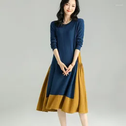 Vestidos casuais superaen malha vestido feminino 2023 outono e inverno cor da moda combinando com contraste solto suéter no pescoço redondo