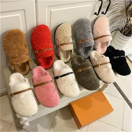 Kvinnor Designer Winterbreak Flat Slippers Comfort Boots Mule Shearling Covered Footbed and Treaded Gummi Outrole ull tofflor Sneakers With Original Box