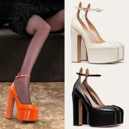 Сандалии для обуви сандалии женские сандалии моды летние новые 2022 года с толстыми подошвами Super High High High High Metal Decorative Bugle Sandals Pink 43 размер 0111