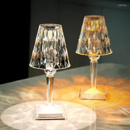 Nattlampor Stylish Crystal Table Multiplic Purpose Justerbar säng varm lampa USB laddning Belysning för hemma vardagsrum sovrum