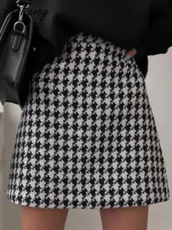 SKIRTS MSFACY Plaid Mini Skirt Mulheres Black Fashion Official Faldas Mujer Estilo coreano Alta cintura Jupe 230110