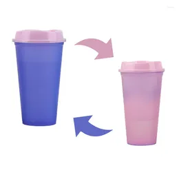 Canecas Alteração de cor Breve Fashion Coffee Caneca fria xícaras de água pp plástico copo com tampa 473ml adequada para academia de escritório