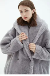 Casaco feminino de caxemira sintético de pele de comprimento médio outono e inverno grosso com capuz de lã cinza longo 230111