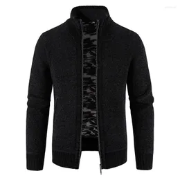 Herrtröjor 2023 Autumn Winter Knit Wear Fashion Casual Stand Collar Cardigan tröja Chenille Men Jacka Coat 21Q2434