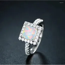 Wedding Rings Round Fire Opal Women's Ring Crystal Fashion Elegant Jewelry Gift Accessories Wholesale