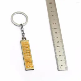 Keychains J Store 12pcs/Lot Wholesale Game Playerunknown Battlegrounds Письма Pubg Metal Keychain Keyrings Мужчины ювелирные изделия JJ12633