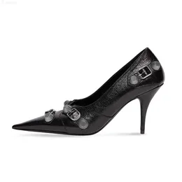 2023 Kemer Toka Rhinestone Dekorasyon Resmi Ayakkabı Kadın Deri Saçlı İnce Yüksek Topuklu Ayakkabı Parti Siyah Lüks Tasarımcı 9cm Pompalar Yüksek