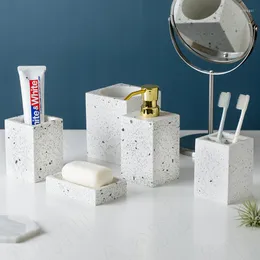 Zestaw akcesoriów do kąpieli Creative Blue lastrazo Akcesoria łazienkowe Ceramiczne europejskie nowoczesne gospodarstwo domowe czteroczęściowe mydło uchwytu szczoteczki do zębów