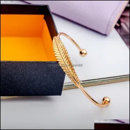 Bangle Fashion Simple Leaf Cuff Color Martical Bracelet Metal Casting Jewelry подарок для подруги по доставке браслетов Dhdbr