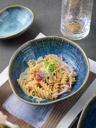 Teller YJBD Unregelmäßige Gerichte Keramikteller Retro-Suppennudeln im japanischen Stil Salatschüssel Geschmack blaues Geschirr