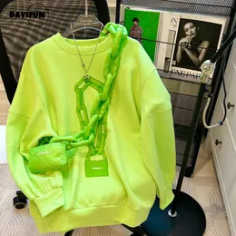 Felpe con cappuccio da uomo Felpe DAYIFUN High Street Felpa con borsa Verde O collo Pullover manica lunga Moda Streetwear Chic Top Lady 230112