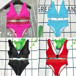 Bras Sets Zestaw bikini garnitur kąpielowy Swizyt Swim Krótkie kobiety seksowne stroje kąpielowe panie bez pleców litera wielokolorowa Letni czas na plażę Kąciki