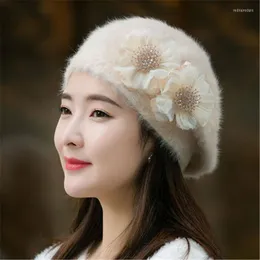 Berets 202307-shi Chic Drop Winter Knitting Crystal Stamen Petals Lady Beret Hat Women Leisure Painter