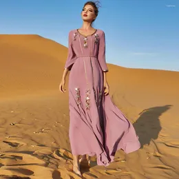Etniska kläder muslimska klänning kvinnor handsöming diamanter kläder av hög kvalitet arabiska ruffles vestidos arabes dubai y turcos elegantes para