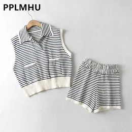 Dwuczęściowa sukienka Streetwear Stripe dzianin damski bez rękawów pullover tshirts Dwuczęściowe zestawy letnie mini garnitury Ribb TEE FITS T230113