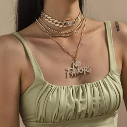 Catene Lussuoso pendente con alfabeto in cristallo pieno Bling Neclace Statement Chunky Cuban Link Punk Jewelry Collana con catena da tennis retrò