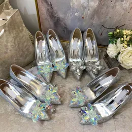 23SS Alia JC Rhinestone Shoes Bridal Bling Crystal Floral Wedding High Cheels مدبب إصبع القدم النساء الفضة مضخات أنيقة الأميرة Escarpins مصممة Sexy Tacones