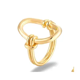 Cluster Rings High Quality Oval Hollow Ring Gold Color Stainless Steel Curve Finger For Women Fashion Jewelry Party Gifts Wholesale Dhjzm