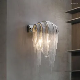 Vägglampa modern ledt tofsar aluminium kedja för sovrummet sovrum vardagsrum korridor heminredning belysning lyx glans sconce