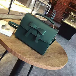 HBP Crossbody أكياس النساء حقائب اليد سلسلة أكياس الكتف جيدة الجودة الجلدية الكلاسيكية النمط الكلاسيكي السيدات حقيبة الكتف النسائية حقيبة الكتف 6611