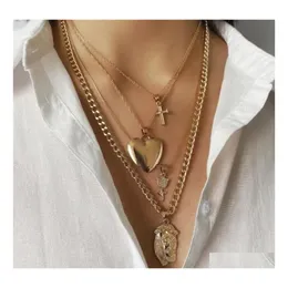 Pendant Necklaces Women Mti Layer Necklace Stacked Portrait Embossed Heart Roses Cross Vintage Drop Delivery Jewelry Pendants Dhrdl