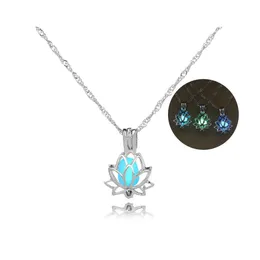 Pendant Necklaces Luminous With Lotus Necklace For Women Fashion Unique Drop Delivery Jewelry Pendants Dhsx8