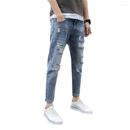Mäns jeans Japan och Sydkorea Trend of Ripped Men's Korean Version The Nine-Point Pants