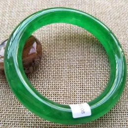 Bangle drogie 58-60 mm certyfikowane naturalne zielone jadeite jadeite bransoletka drobna biżuteria