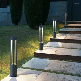 Utomhusvattentäta gräsmattor Moderna minimalistiska landskap Lätt Villa Garden 110V 220V COB LED Aluminium Street Pillar Ligh