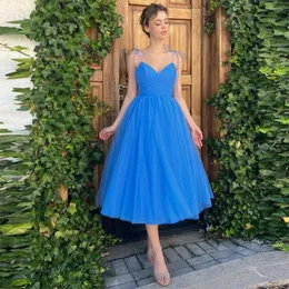 Sukienki imprezowe sevintage elegancki niebieski tiulowa balu v-dół spaghetti pasek A-line-długość suknie wieczorowej Krótka suknia ślubna 2023