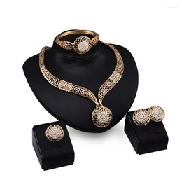 Kolczyki naszyjne Zestaw uroczysty luksusowe naszyjniki ślubne Zestawy biżuterii Złote Kryształowa bransoletka