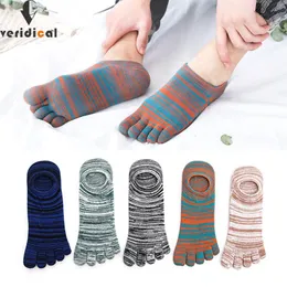 Erkek Çorap Çiftleri/Lot Pamuk Ayak parmakları Renkli İlkbahar Yaz Yok Ayak Bileği Adam Vintage Beş Parmak
