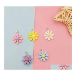 Uroki 20pcs żywica kawaii Little Daisy Sun Flower Wiselants do DIY Decoration Kolczyki Kluczowe łańcuchy mody biżuterii