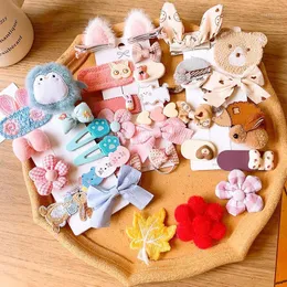 Accessori per capelli Clip di peluche Set per donne Bambini Ragazze Cute Cartoon Animal Flower Hairpin Bangs Clip Copricapo Regali