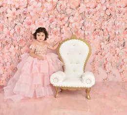 2023 Abito da ragazza di fiori rosa per bambini per i fiori di organza di nozze abito da preparato abito da sera di compleanno abiti da festa per la prima comunione maniche corte