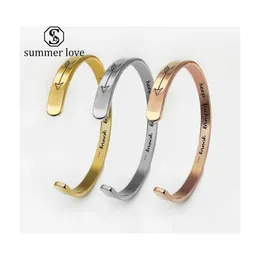 Bangle 3 Color Personalized Gifts Cuff Bracelet Bracelet Arrow Love for Lovers Engrave Letter Stains Stains Steeld Bracelets Drop Del Dhqcv